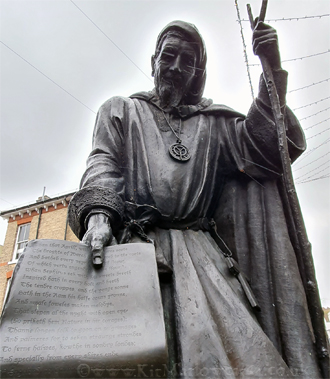 Statue of Geoffrey Chaucer in Canterbury (2021)